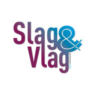 Logo Advendo slag en vlag